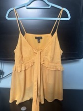 New look yellow for sale  SLEAFORD
