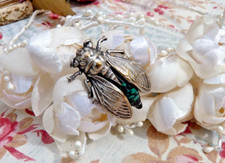 Ancienne broche zoomorphe d'occasion  Saâcy-sur-Marne