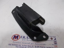 Supporto motore anteriore usato  Mugnano di Napoli