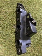 Staffa paraurti anteriore usato Staffa paraurti anteriore usato  Rizziconi