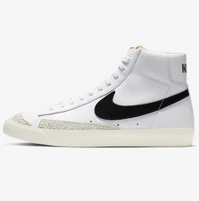 Size 8.5 nike for sale  Saint Paul