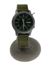 Molto buono orologio usato  Spedire a Italy