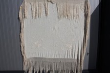 Châle soie brodée d'occasion  Seyssel