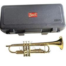 Trompete Bach Tr300 com estojo comprado em uma loja de instrumentos musicais em discoteca de Nova York comprar usado Trompete Bach Tr300 com estojo comprado em uma loja de instrumentos musicais em discoteca de Nova York comprar usado  Enviando para Brazil