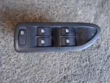 Interrupteur lève vitre d'occasion Interrupteur lève vitre d'occasion  Matour