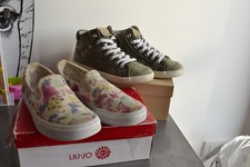 Scarpa sneaker slipon usato  Italia