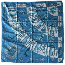 Hermes silk scarf d'occasion  Expédié en Belgium