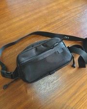 Cintura The Brown Buffalo Cordura negra, interior azul, hecha en EE. UU. - USADA EN EXCELENTE ESTADO segunda mano  Embacar hacia Mexico