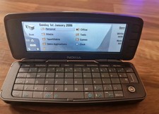 Używany, Nokia 9300i Communicator srebrny (odblokowany) Telefon komórkowy Składana klawiatura na sprzedaż  Wysyłka do Poland