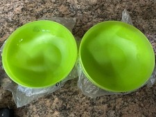 Usado, Novas tigelas de cereais para salada Tupperware Open House recortadas 700 ml/24 oz verde brilhante comprar usado  Enviando para Brazil