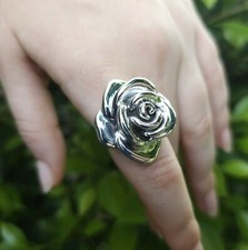 Grande anel de flor rosa PRATA ESTERLINA 925 prata maciça anel rosa floral exclusivo comprar usado Grande anel de flor rosa PRATA ESTERLINA 925 prata maciça anel rosa floral exclusivo comprar usado  Enviando para Brazil