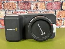 Câmera de Cinema de Bolso Blackmagic Design OG (BMPCC OG + Bateria Pequena) comprar usado Câmera de Cinema de Bolso Blackmagic Design OG (BMPCC OG + Bateria Pequena) comprar usado  Enviando para Brazil