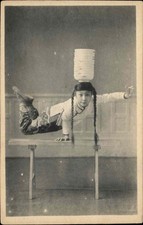 Usado, Cartão postal antigo japonês tigelas de equilíbrio infantil BALANÇO ACROBATA ACROBATA comprar usado  Enviando para Brazil