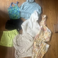 Lot girls clothes for sale  Grosse Pointe