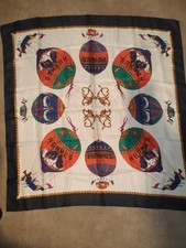 Foulard hermes carré d'occasion  Courcouronnes