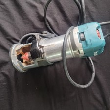 Makita rt0702cx4 240v for sale  RUISLIP