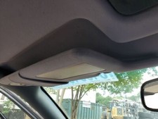 Used sun visor d'occasion  Expédié en Belgium