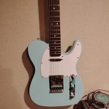 squier telecaster d'occasion  Expédié en Belgium