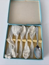 Set queen elizabeth for sale  CLECKHEATON