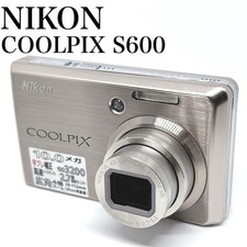 Nikon coolpix s600 usato  Spedire a Italy