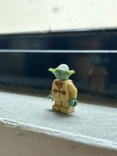 Maestro yoda lego usato  Latina