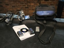 **VEJA O VÍDEO** Sony HANDYCAM DCR-DVD201 DVD Câmera de Vídeo/(2) Baterias com Controle Remoto comprar usado  Enviando para Brazil