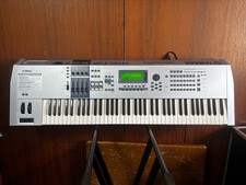 Sintetizzatore yamaha motif usato  Spedire a Italy