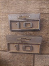 Par de emblemas de para-lama Chevrolet 1966 C10 comprar usado  Enviando para Brazil