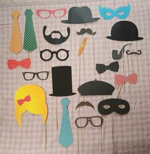 Partymasken zum festhalten gebraucht kaufen  Lauterstein