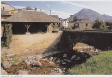 1998 lavoir laruns d'occasion  Expédié en Belgium