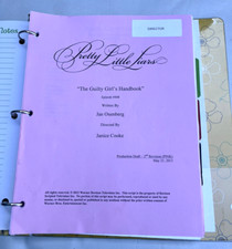 Usado, Pretty Little Liars The Guilty Girl's Handbook Roteiro do Diretor Temporada 4 Ep. 8 comprar usado  Enviando para Brazil
