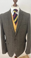 Tweed khaki herringbone for sale Tweed khaki herringbone for sale  STAINES-UPON-THAMES