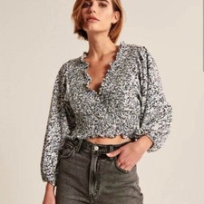 Blusa Abercombie & Fitch azul branca floral cropped gola V profunda mangas balão comprar usado  Enviando para Brazil