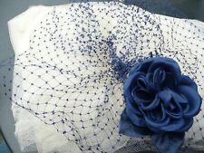 belle fleur en tissu bleu foncé aves sa voilette assortie comprar usado  Enviando para Brazil