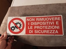 Cartello non rimuovere usato  Poggio a Caiano
