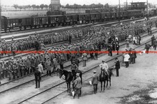 F022291 Rosyjski jeniec wojenny ewakuacja Hohensalza dworzec kolejowy Polska 1914 I wojna światowa na sprzedaż  Wysyłka do Poland
