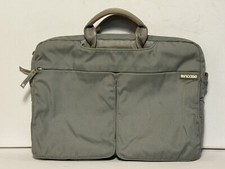 Bolsa de ombro para laptop Incase 13” cinza mensageiro para MacBook Air/Pro alça faltando comprar usado  Enviando para Brazil