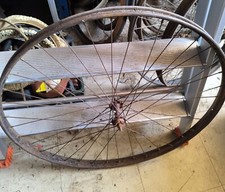 Roue 700 chapeau d'occasion  Clermont-Ferrand-