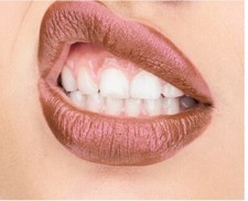 Avon rossetto bronze usato Avon rossetto bronze usato  Salice Salentino