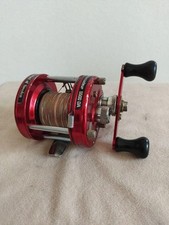 Moulinet appât rouge d'occasion  Expédié en France