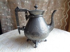 Théïère verseuse anglaise d'occasion  Le Bugue