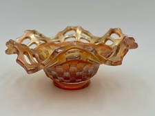 Cuenco de vidrio de carnaval tejido canasta de caléndula Bon Bon acampanada prensada vintage Fenton segunda mano  Embacar hacia Mexico