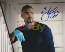 FOTO ASSINADA POR SHEMAR MOORE 8X10 MENTE CRIMINOSA SWAT AUTOGRAFADA reimpressão comprar usado FOTO ASSINADA POR SHEMAR MOORE 8X10 MENTE CRIMINOSA SWAT AUTOGRAFADA reimpressão comprar usado  Enviando para Brazil
