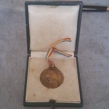 Rare romanian red d'occasion  Expédié en Belgium