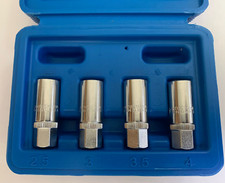 Set estrattori rullo usato Set estrattori rullo usato  Putignano