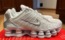 Nike Shox TL Feminino Branco Metálico Prata AR3566 100 Tamanho 7 comprar usado  Enviando para Brazil