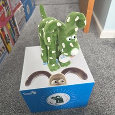 Gromit unleashed figurine for sale Gromit unleashed figurine for sale  CLEVEDON