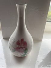 Pretty bud vase for sale  MIRFIELD