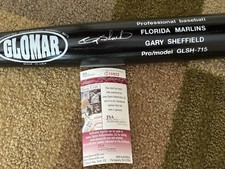 Gary sheffield signed d'occasion  Expédié en Belgium