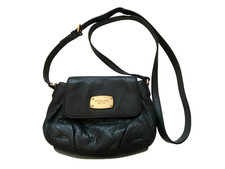 Usado, Michael Kors ~ Bolsa tiracolo preta aba de ombro encaixe couro pebbled 8" x 6,5" comprar usado Usado, Michael Kors ~ Bolsa tiracolo preta aba de ombro encaixe couro pebbled 8" x 6,5" comprar usado  Enviando para Brazil